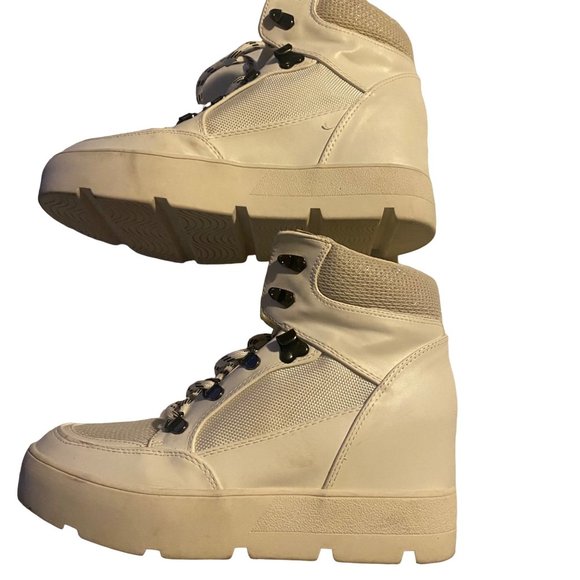 Madden Girl Negan white black and sliver high top chunky boots size 8.5 M - Picture 1 of 12